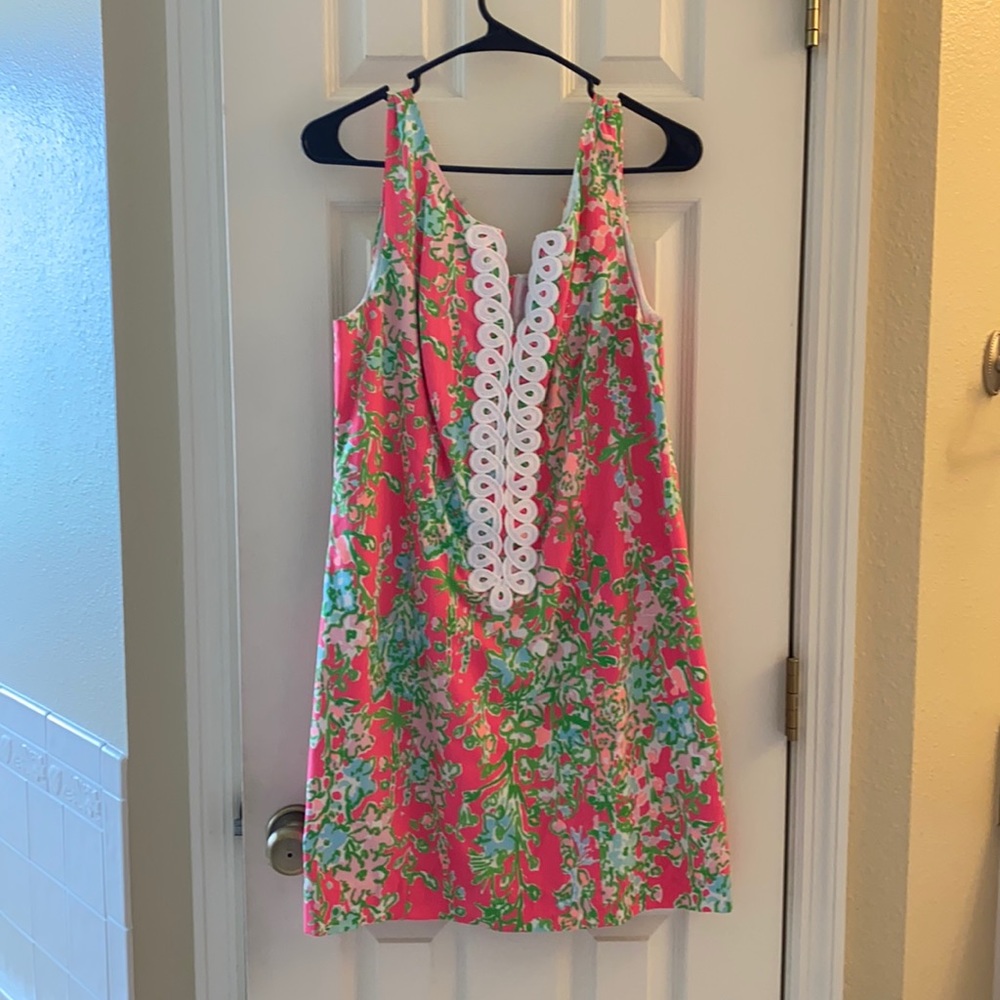 Lilly Pulitzer pink dress. Size 8.